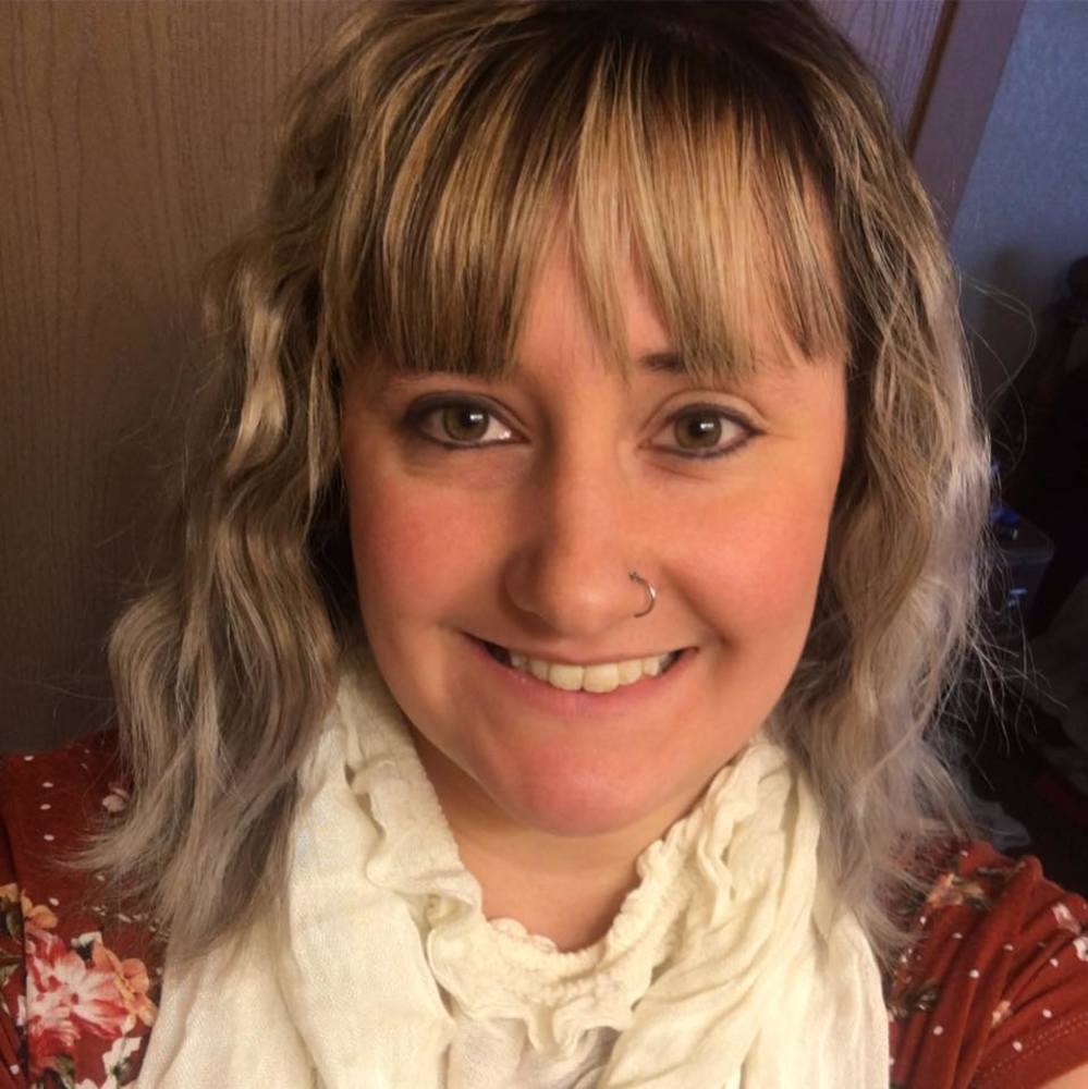 Meet your Posher, Ashley